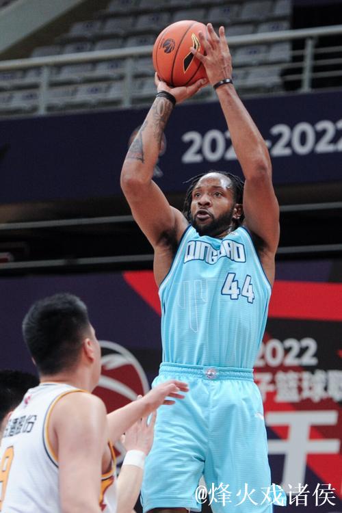 CBA俱乐部杯:威尔斯21+9 辽宁男篮战胜合肥男篮 CBA俱乐部杯:威尔斯21+9 辽宁男篮战胜合肥男篮